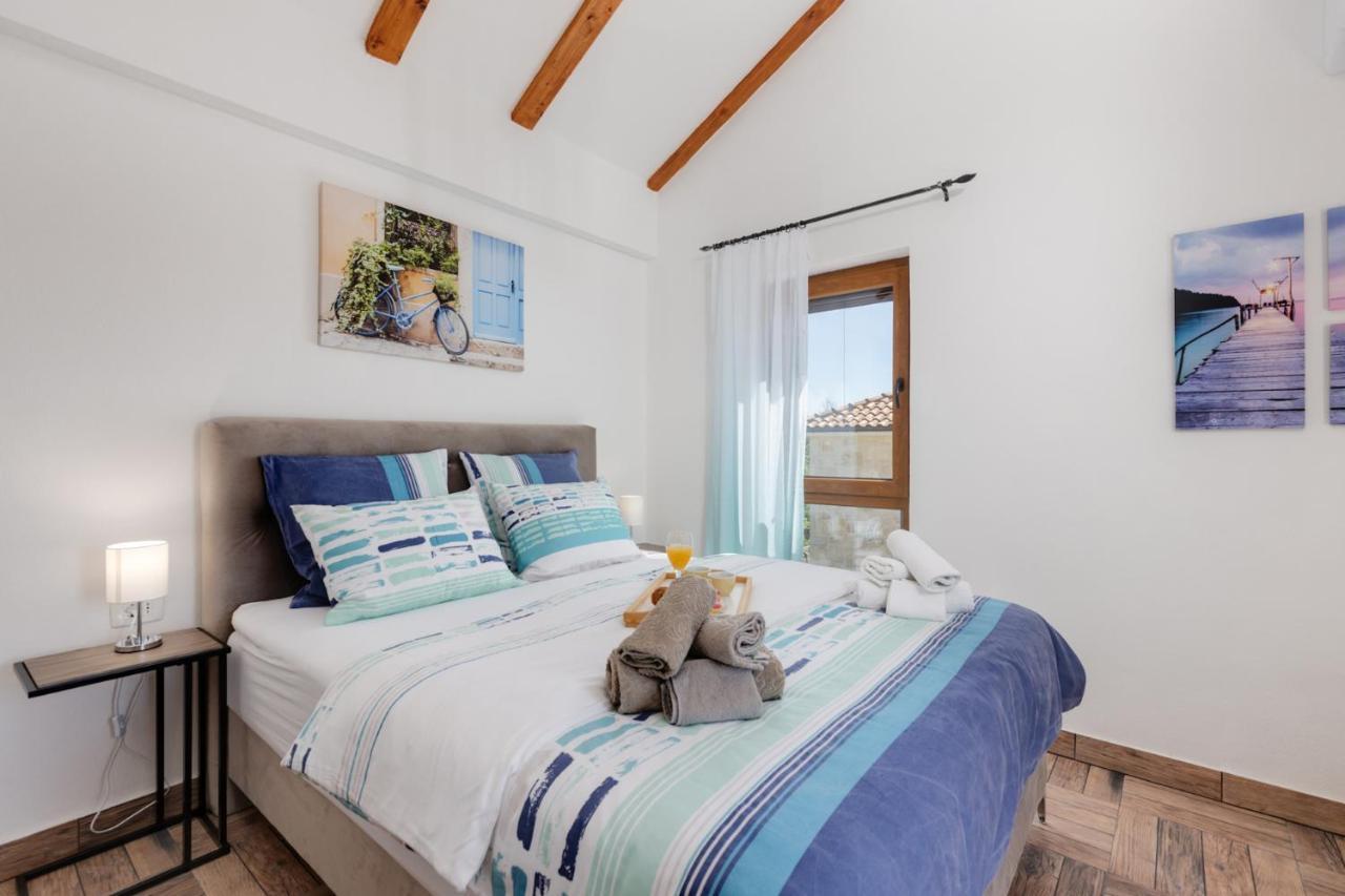 Villa Oasa Малинска Экстерьер фото